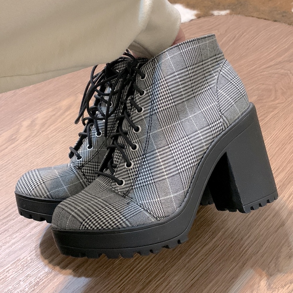 Chunky Fall Boots